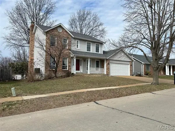 6809 China Lake Drive, Oakville, MO 63129
