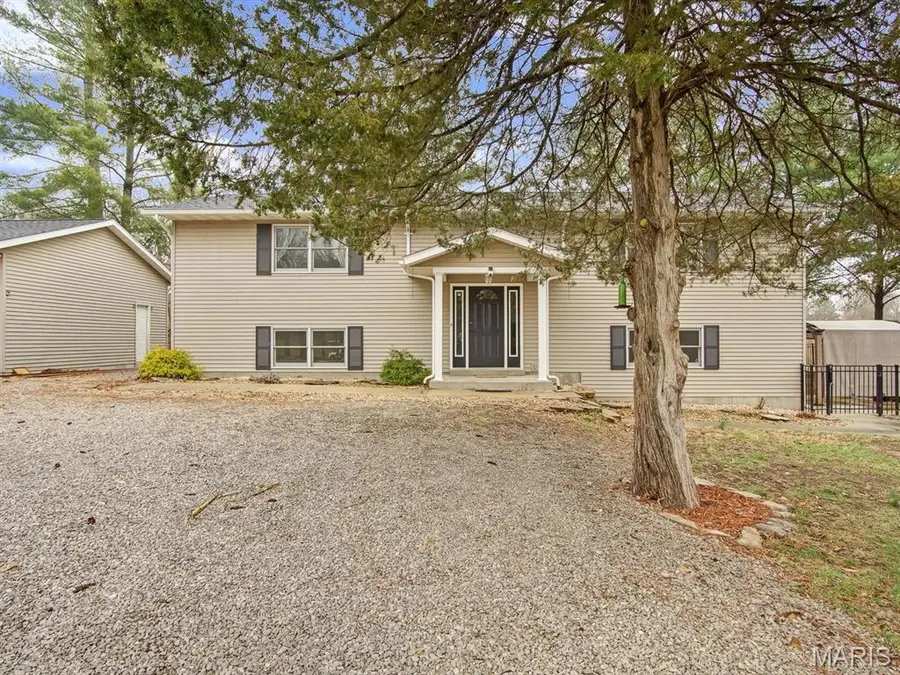 4542 Orlet Road, Waterloo, IL 62298 - #2