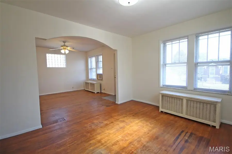 4096 Quincy Street, Saint Louis, MO 63116 - #2