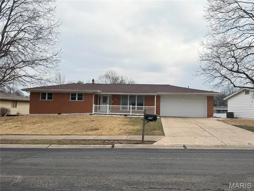 524 Rebecca Drive, Saint Charles, MO 63301 - #1