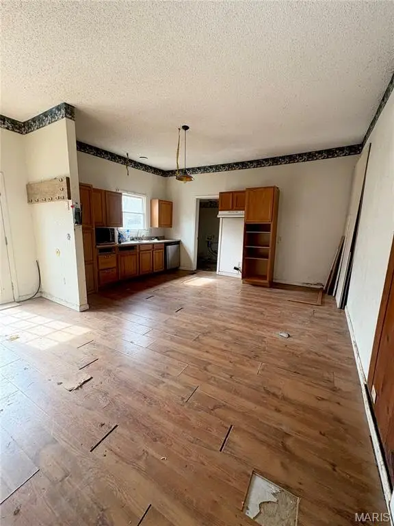 604 W Main Street, Marble Hill, MO 63764 - #2