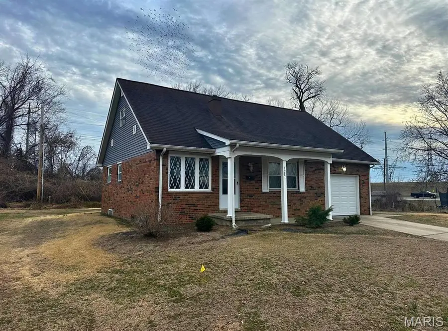 128 Donna Drive, Hartford, IL 62048 - #2