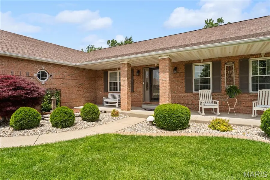 4382 Shelfield, Swansea, IL 62226 - #3