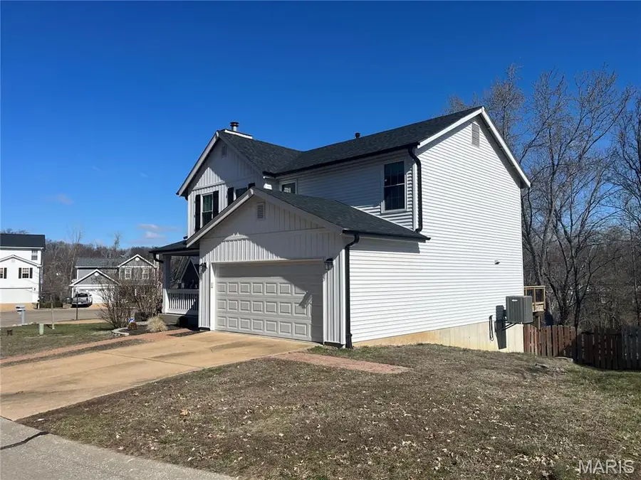 1518 Glenn Brooke Woods Circle, Ballwin, MO 63021 - #2