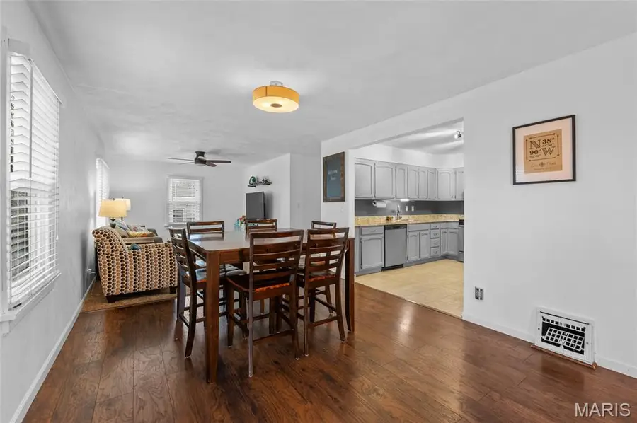 1511 Franklin Avenue, Collinsville, IL 62234 - #3