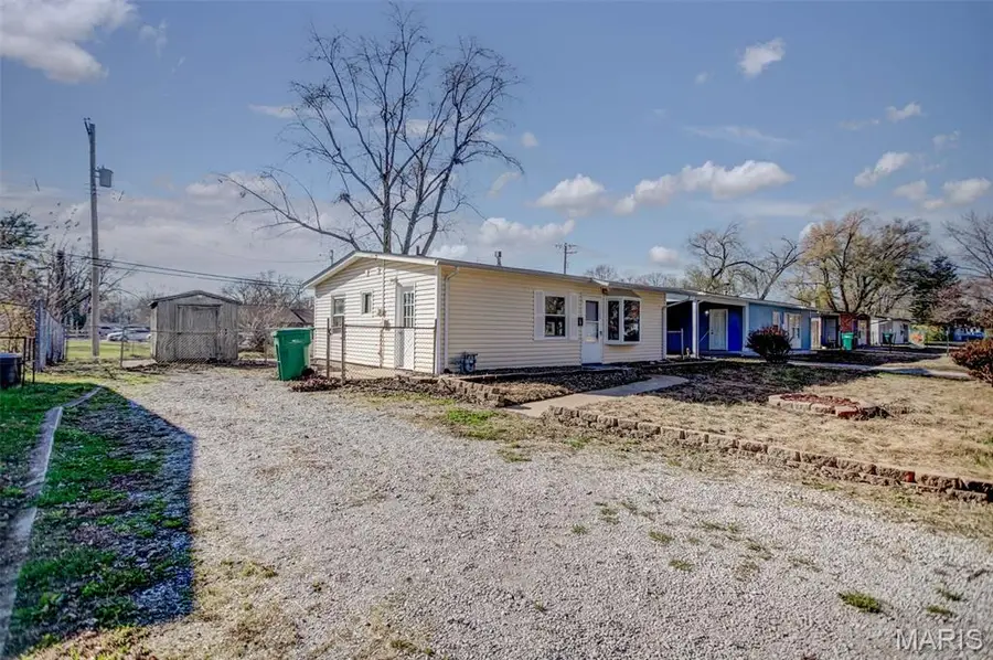 1124 Saint Michael Drive, Cahokia, IL 62206 - #2