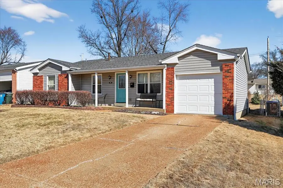 909 Townhouse Lane, Hazelwood, MO 63042 - #3