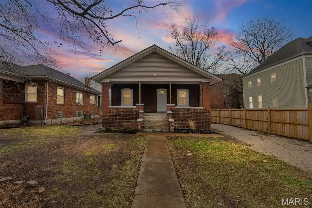 524 N 24th Street, East Saint Louis, IL 62205 - #1