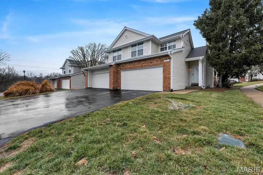 2001 King Arthur Court, Saint Louis, MO 63146 - #2