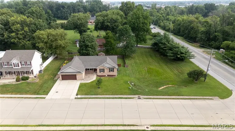2763 Cascade Lake Drive, Shiloh, IL 62221 - #2