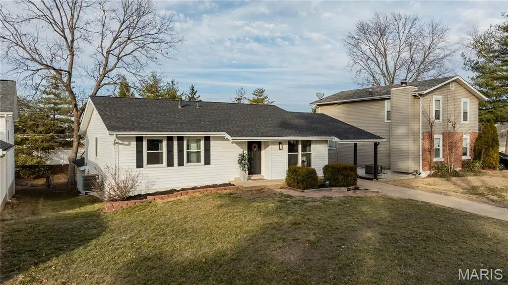 10 Four Winds Drive, Saint Peters, MO 63376 - #1