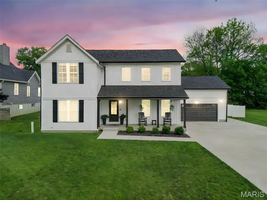 28 Millwell Drive, Maryland Heights, MO 63043 - #3