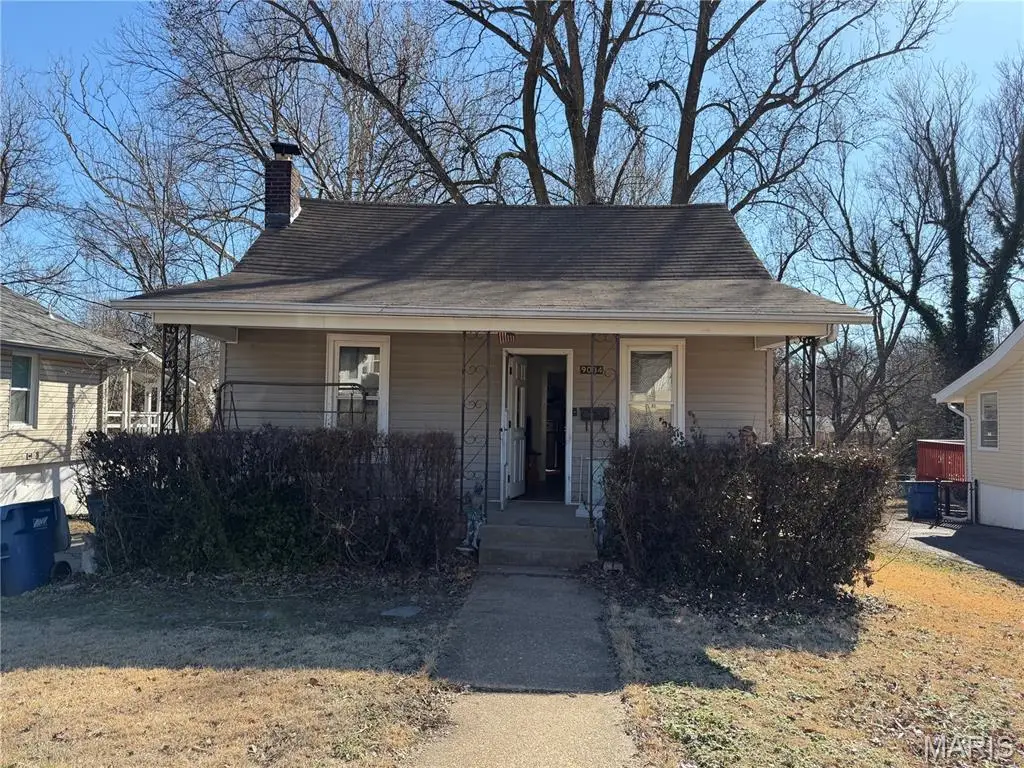 9034 Argyle Avenue, Saint Louis, MO 63114 - #1