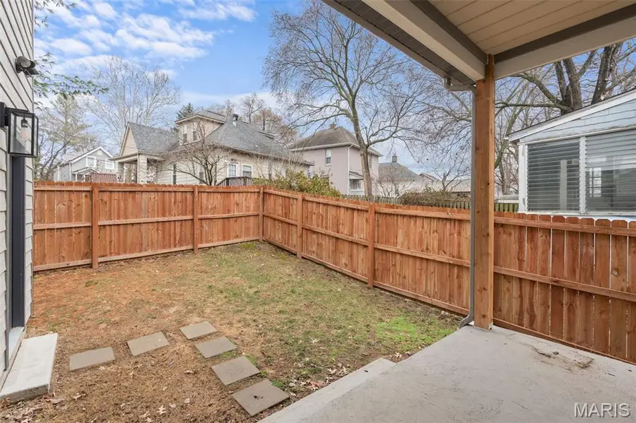 2620 Lyle Avenue, Maplewood, MO 63143 - #3