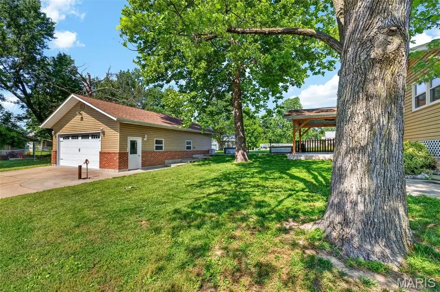 1428 E 6th Street, Washington, MO 63090 - #2