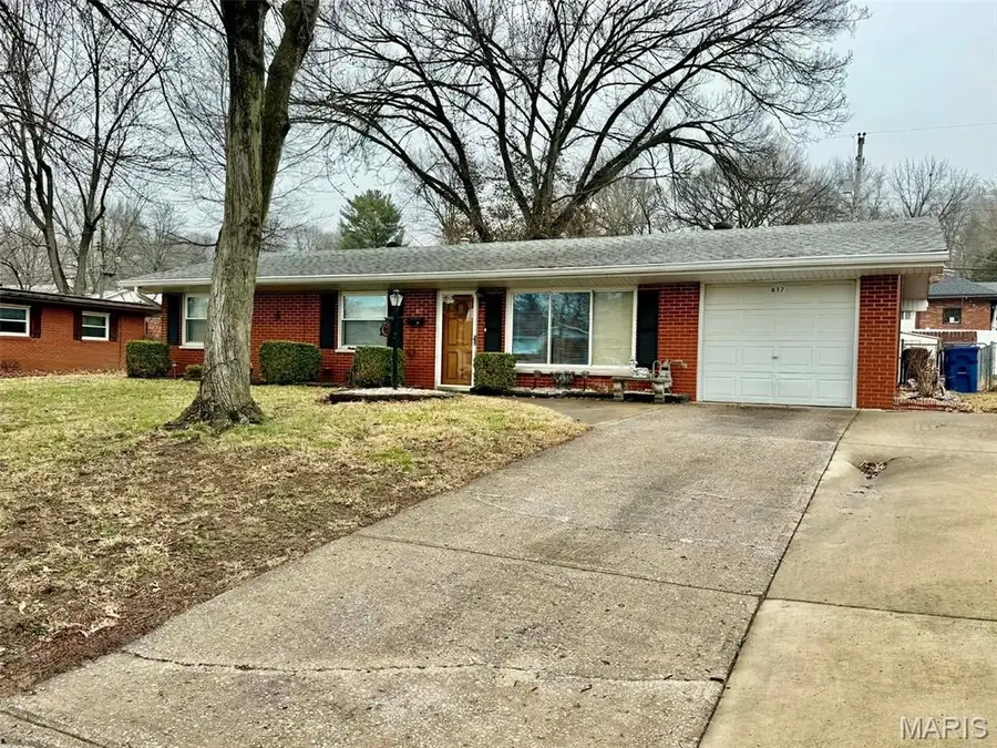817 Amherst Drive, East Alton, IL 62024 - #3