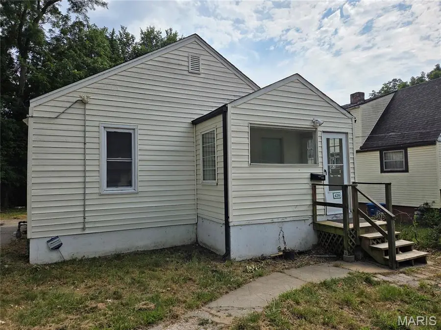 420 Scenic Drive, Saint Louis, MO 63137 - #2