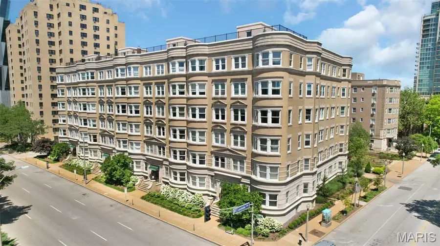 4 N Kingshighway Boulevard #4D, Saint Louis, MO 63108 - #3