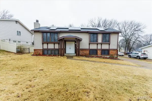 2345 Derhake Road, Florissant, MO 63033