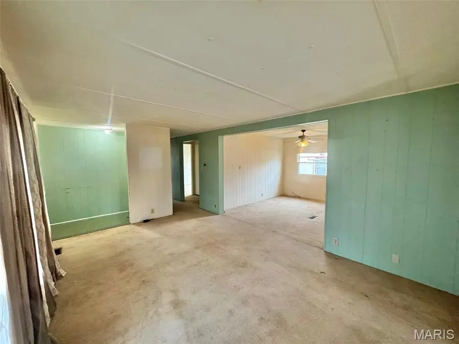 355 Bainbridge Street, Barry, IL 62312 - #2