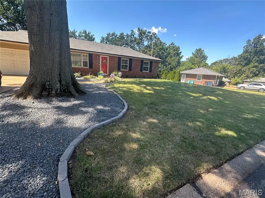 7 Bromley Drive, Ferguson, MO 63135 - #2