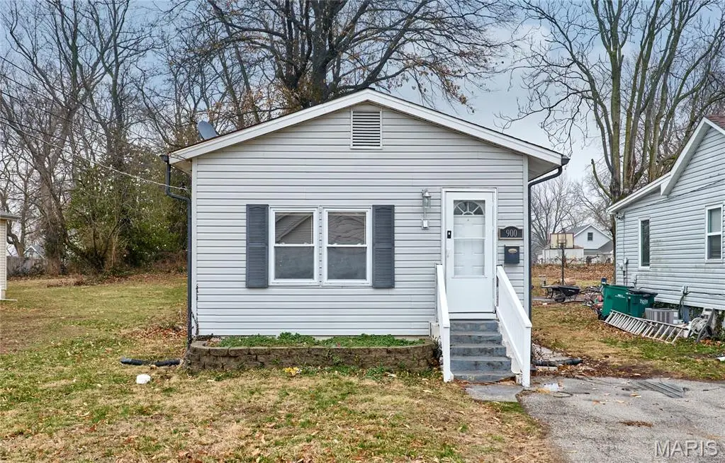 900 N Elm Avenue, Webster Groves, MO 63119 - #1