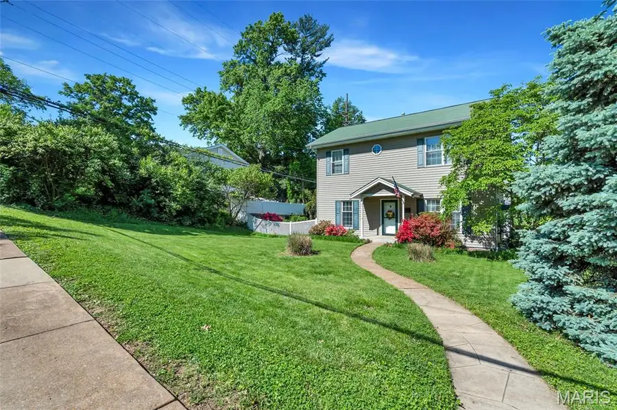 887 Dickson Street, Saint Louis, MO 63122 - #3