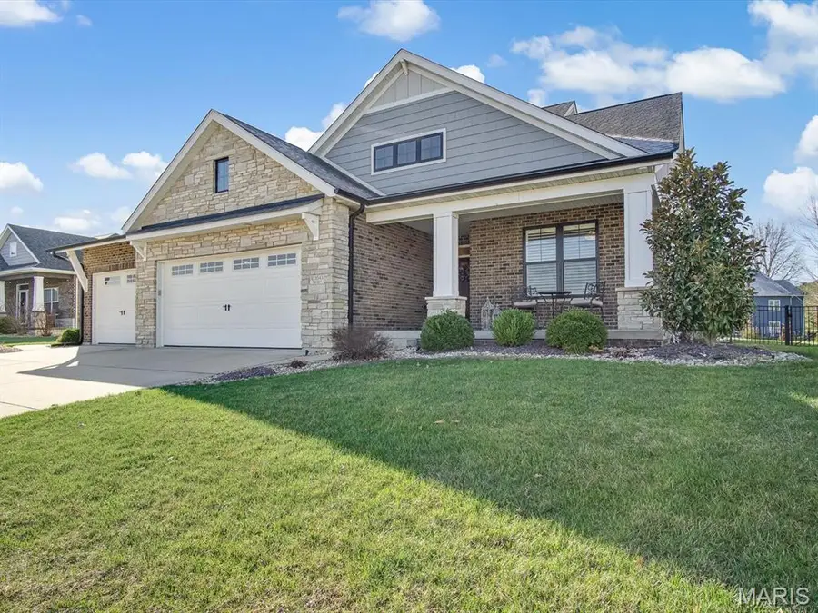 3543 S Arbor Lake Drive, Edwardsville, IL 62025 - #2