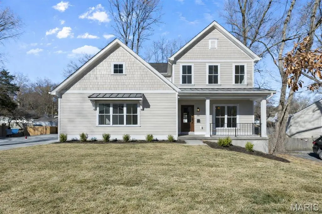 112 Oakwood Avenue, Webster Groves, MO 63119 - #1