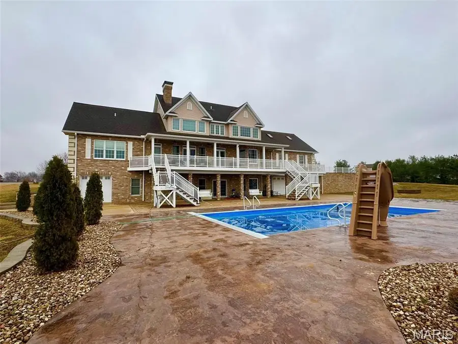 5500 Hidden Valley, Hannibal, MO 63401 - #2