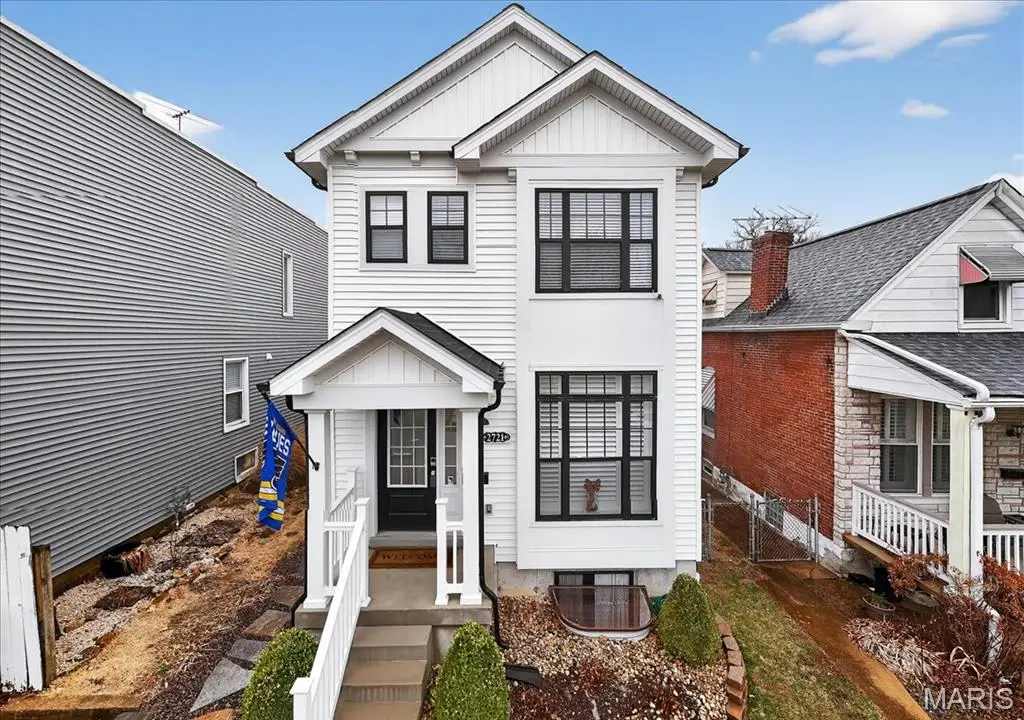 2721 January Avenue, Saint Louis, MO 63139 - #1