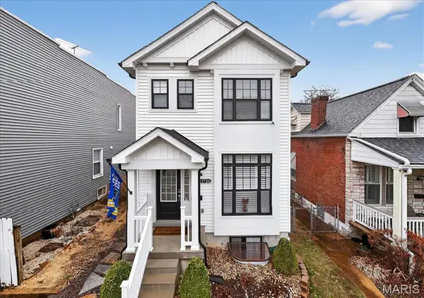 2721 January Avenue, St Louis, MO 63139