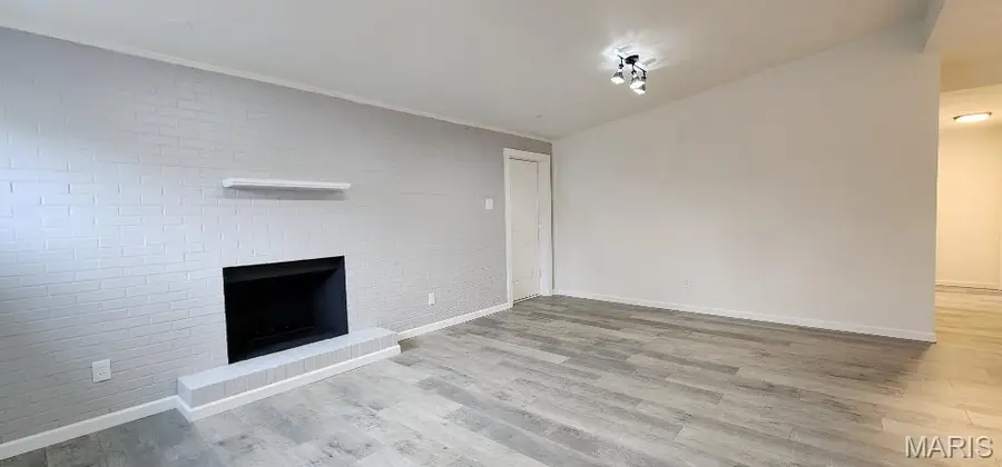 8301 Pepperidge Drive, Saint Louis, MO 63134 - #3