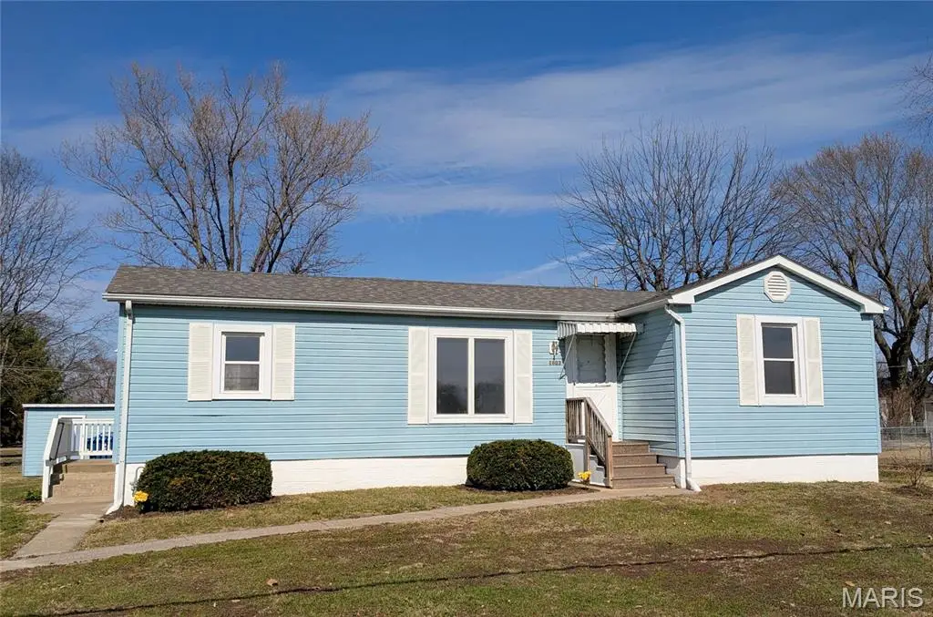 1403 Wilson Street, South Roxana, IL 62087 - #1