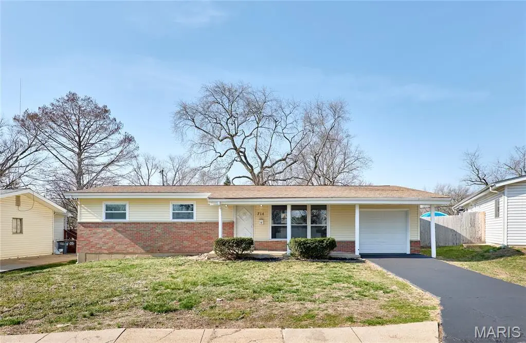 714 Lynn Haven Lane, Hazelwood, MO 63042 - #1