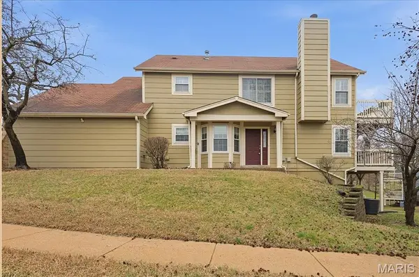11997 Autumn Trace Court, Maryland Heights, MO 63043