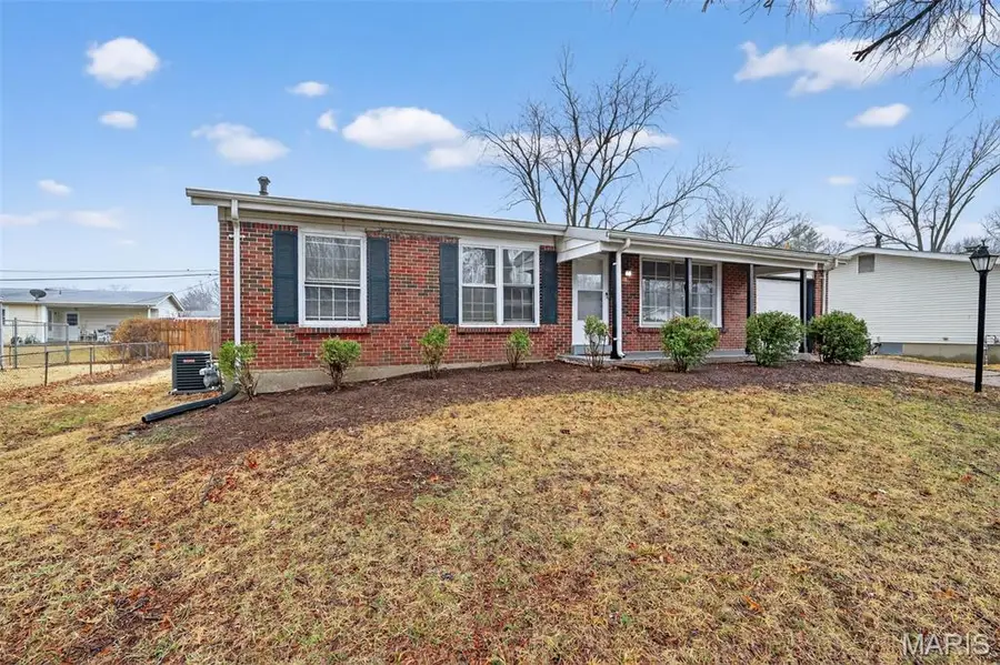 1310 Petite Drive, Saint Louis, MO 63138 - #2