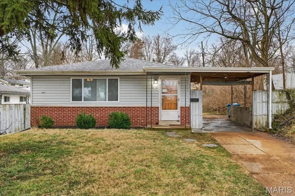 212 Lakeside Drive, Ballwin, MO 63021 - #1