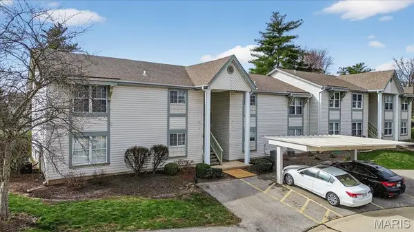 761 Sugar Glen Drive #5, St Peters, MO 63376