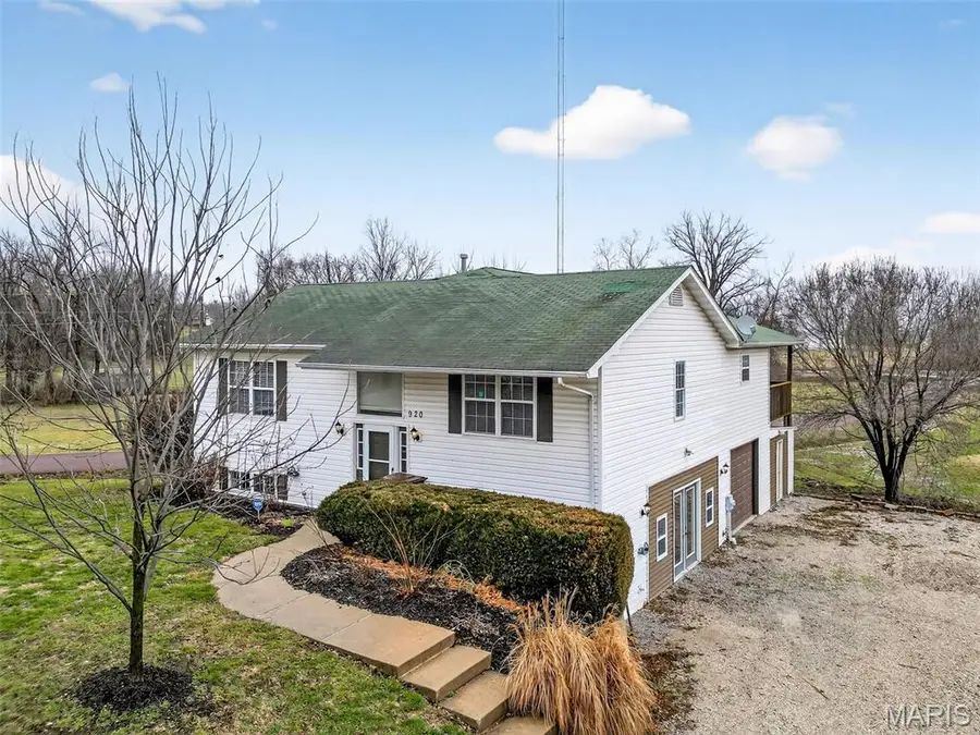 920 N 7th Street, Elsberry, MO 63343 - #2