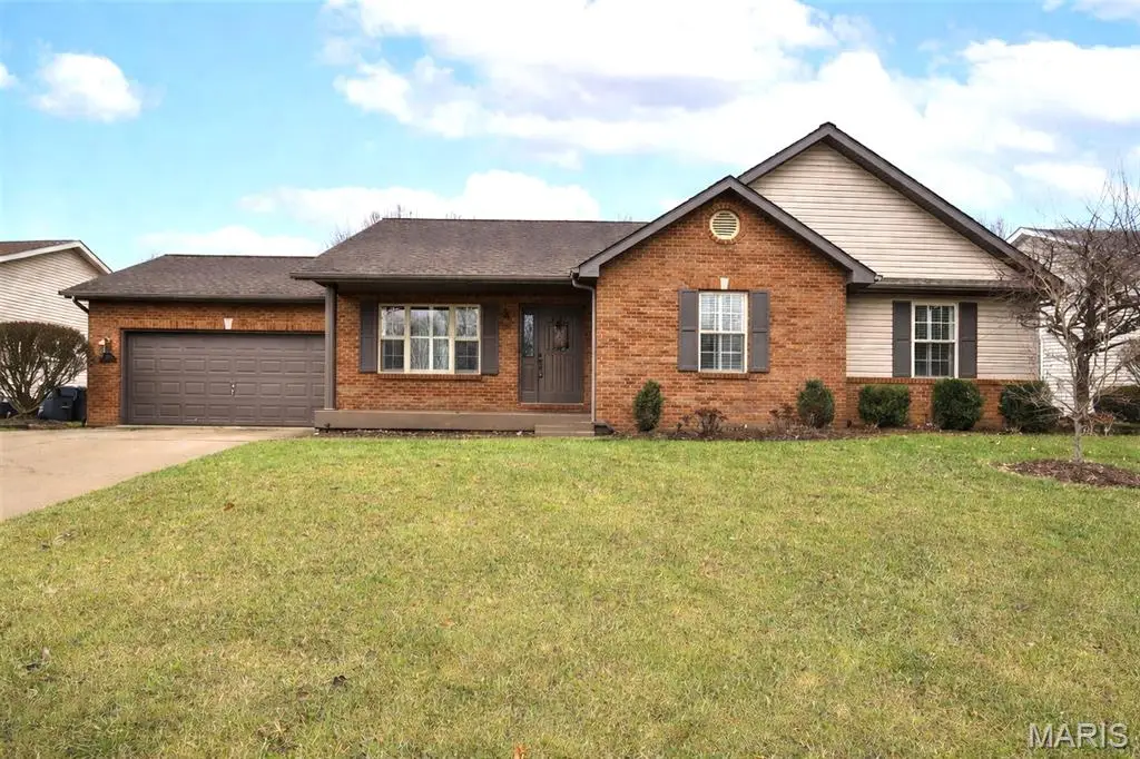 958 Northwestern Avenue, Fairview Heights, IL 62208 - #1