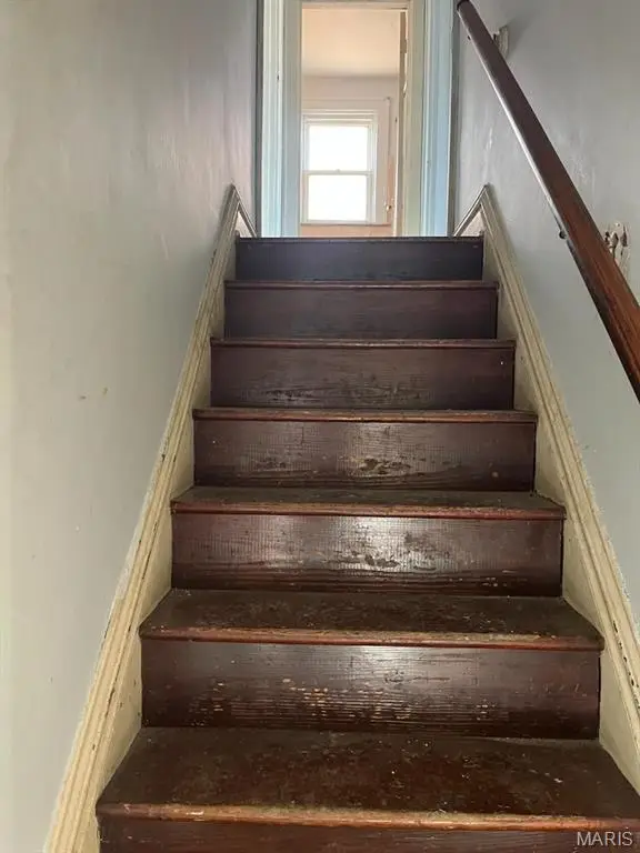 4853 Lee Avenue, Saint Louis, MO 63115 - #2