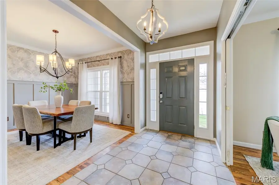 140 Park Ridge Drive, Ofallon, MO 63366 - #2