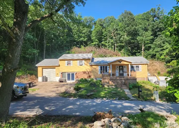 2815 Marion Street, Hannibal, MO 63401