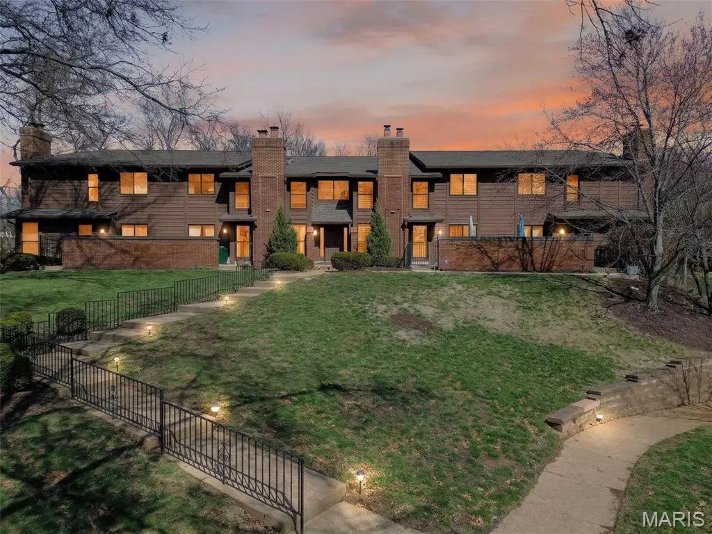 2037 Trailcrest Lane #7, Saint Louis, MO 63122 - #1