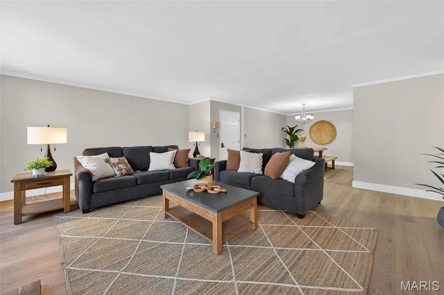 2037 Trailcrest Lane #7, Saint Louis, MO 63122 - #3