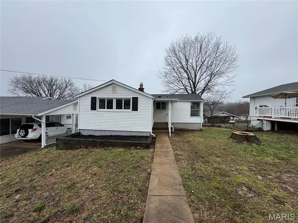 705 Stewart Street, De Soto, MO 63020