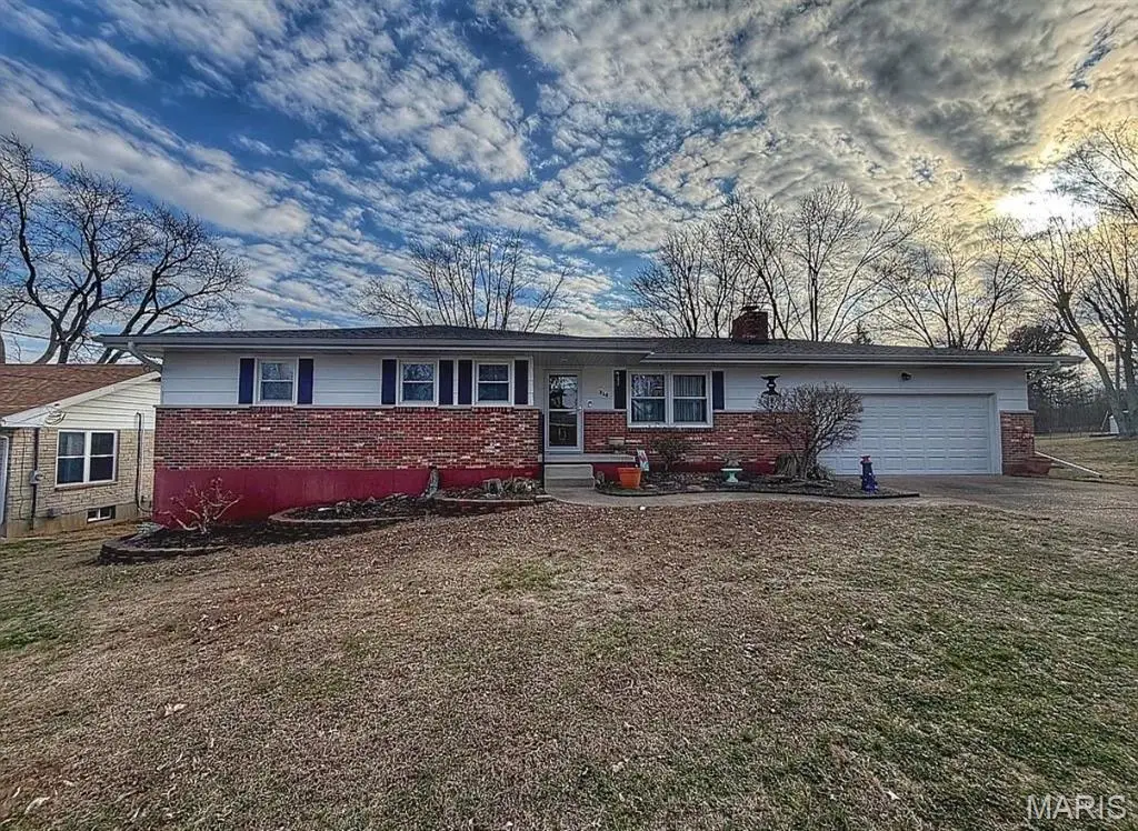 210 Aldergate Street, Farmington, MO 63640 - #1