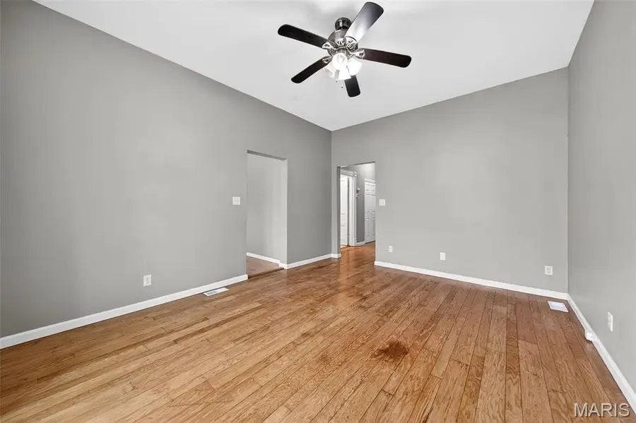 7820 Michigan Avenue, Saint Louis, MO 63111 - #2