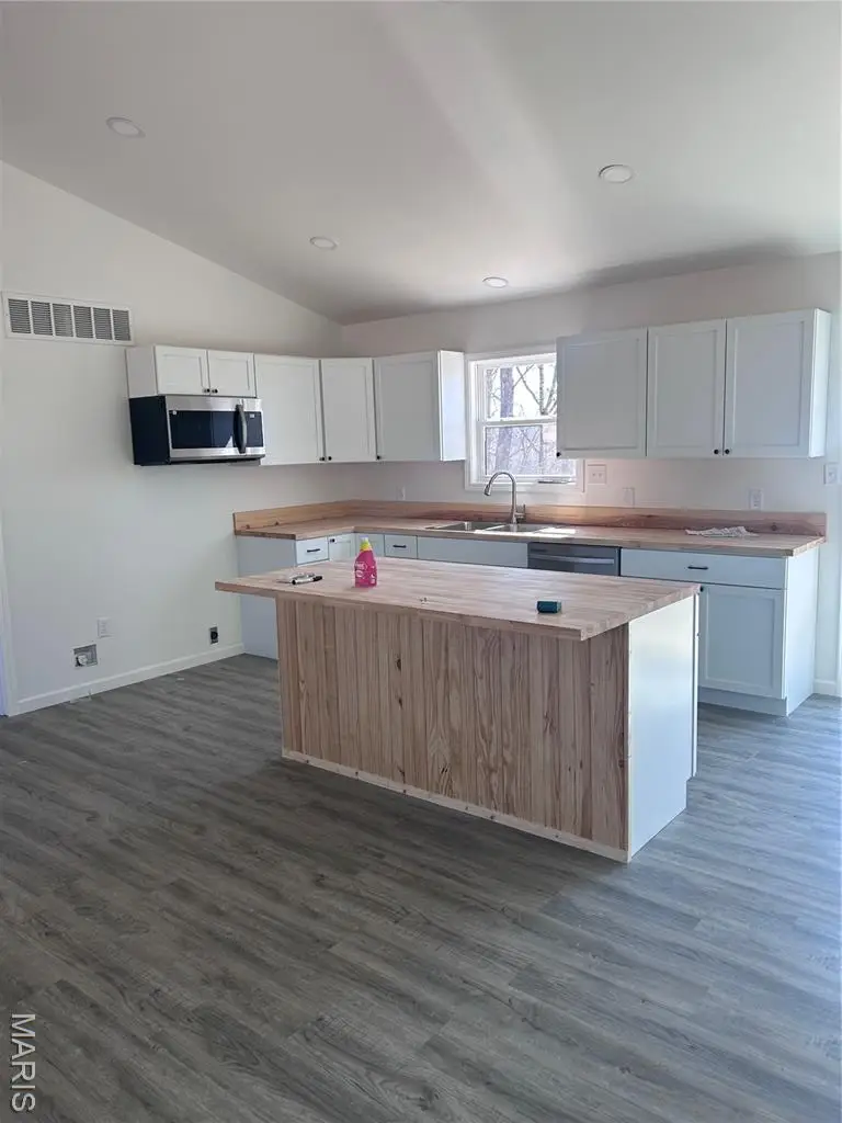 122 Robin Hill Drive, Steelville, MO 65565 - #3